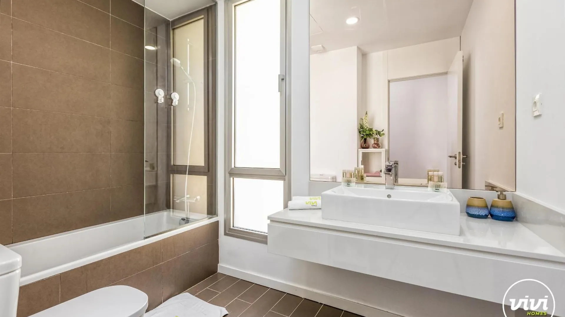 Dom wakacyjny Vivi Homes - Lima Pool, Sunny Terrace & Beach Estepona